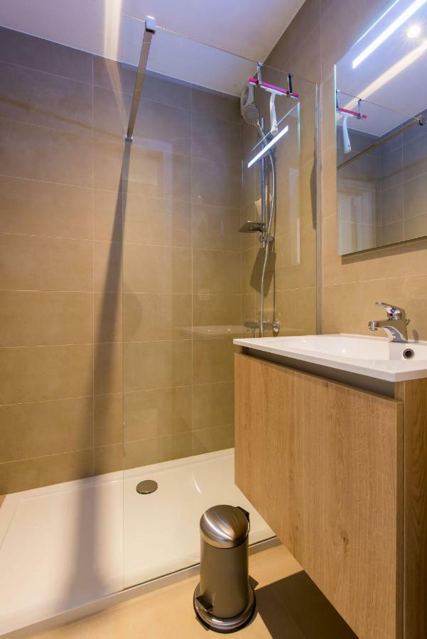Cosy Studio With Sea View In Ostenda Esterno foto